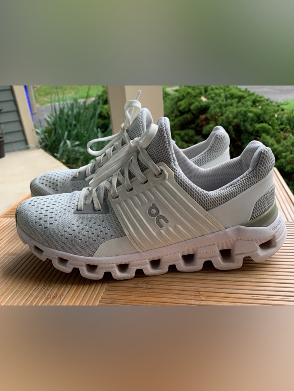 On Running Cloudswift Women’s Athletic Shoes - Picture 6 of 16